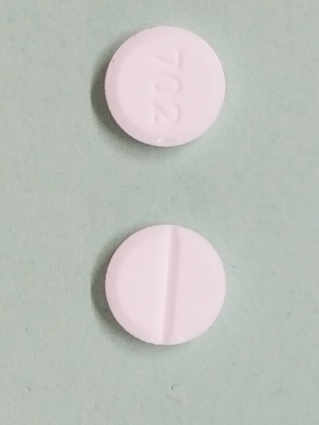 Image 1 - Imprint 702 - Dxevo dexamethasone 1.5 mg