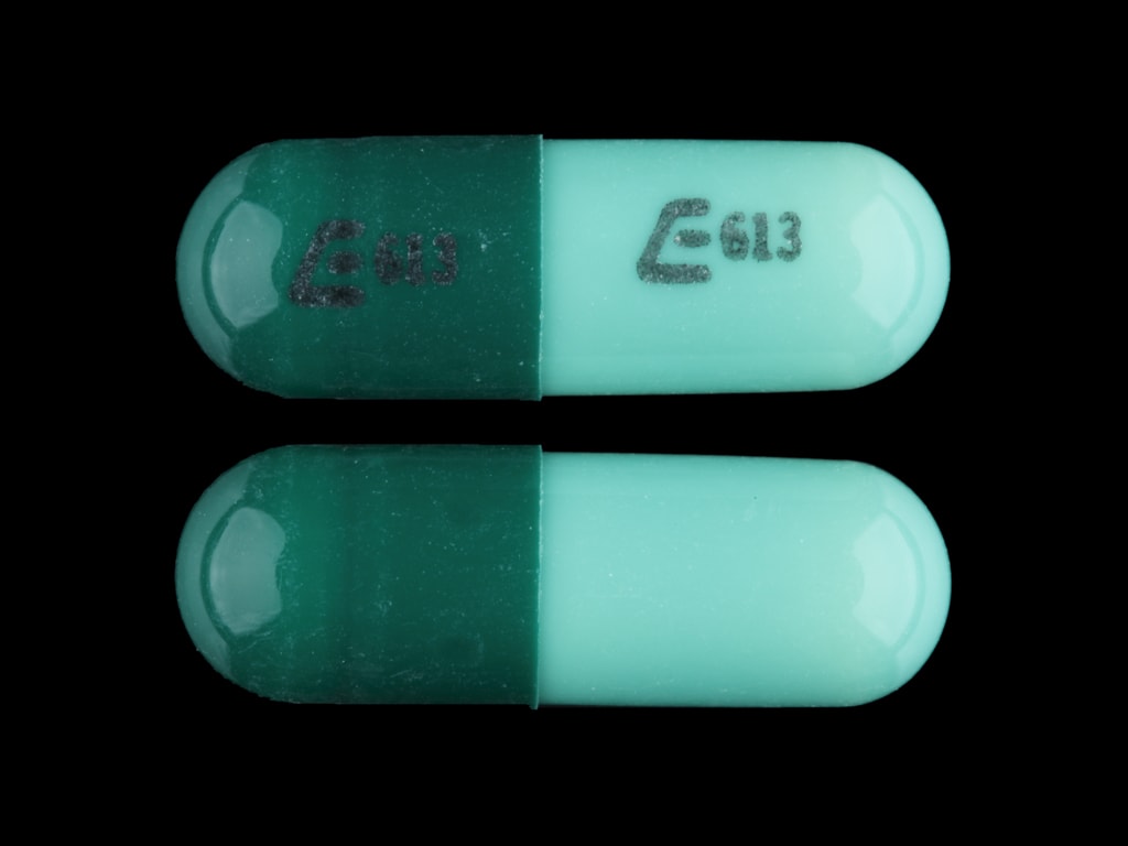 Pill Finder: E613 E613 Green Capsule-shape - Medicine.com