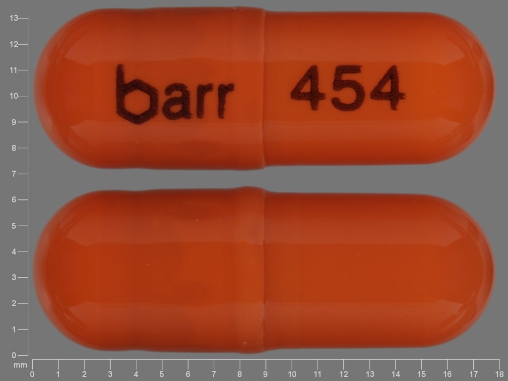 Image 1 - Imprint barr 454 - Claravis 30 mg